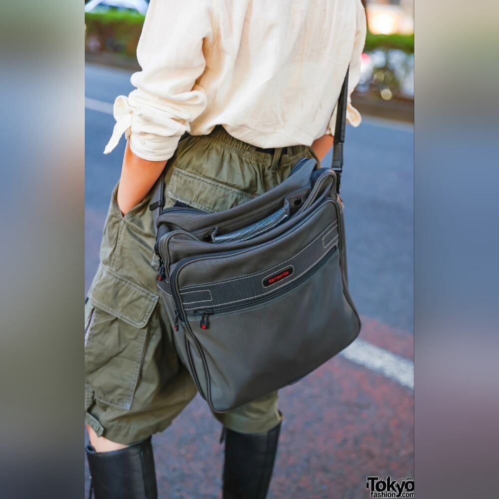 Samsonite Dark Green Nylon & Leather Trim Crossbody Business Messenger Bag